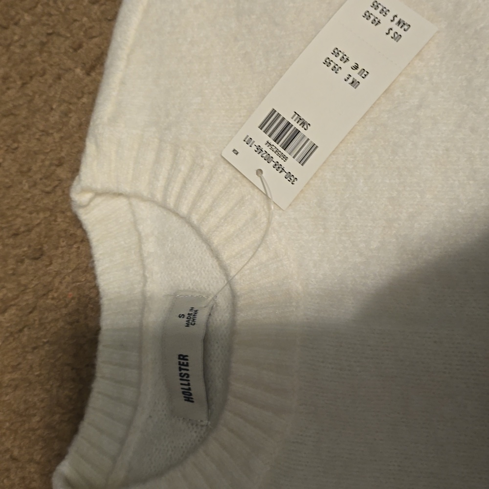 Hollister American Flag Sweater - Picture 6 of 8
